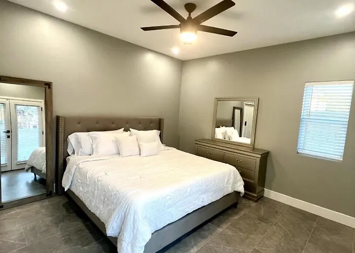 Modern Luxury Smart Holiday home *